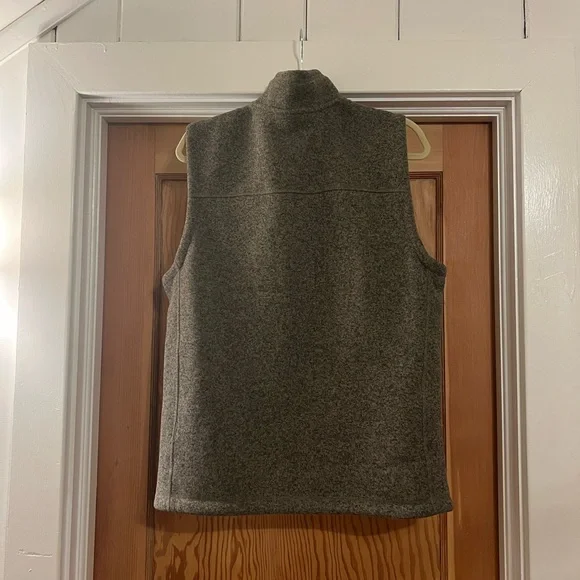 North Face vest - Picture 3 of 4